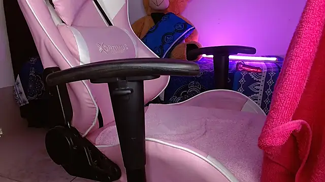 Miss_cand7 live sex cam