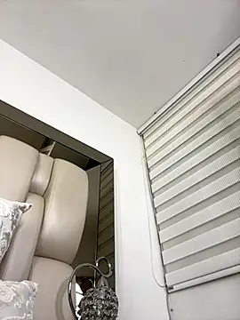 ALISSON_FOXXX1 live sex cam