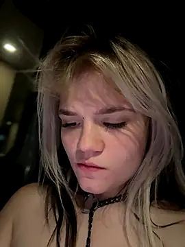 Cutiepiespanks live sex cam