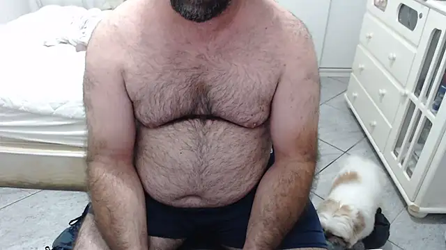 MysterBearMG live sex cam