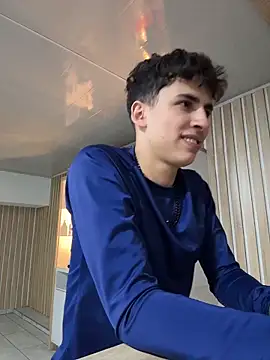 AdrianRinaldi live sex cam