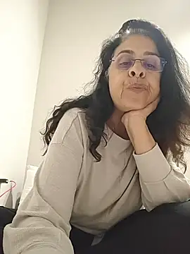 NakedMILFx live sex cam