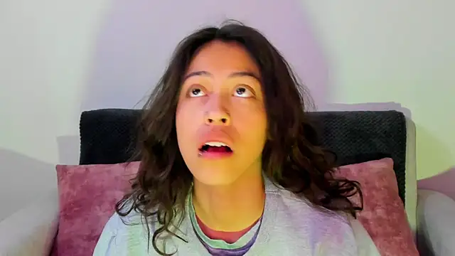 emily_jonessxx live sex cam