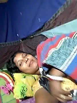 Savita992 live sex cam