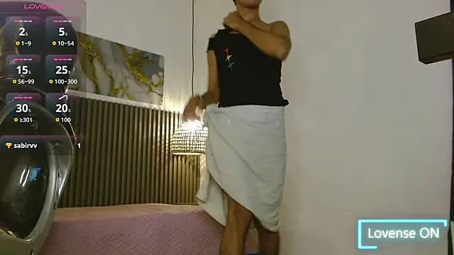 Dyla_n18 live sex cam