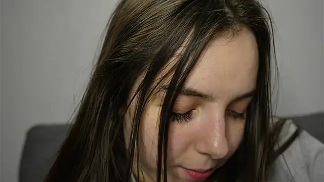 GenovesDi live sex cam