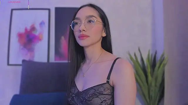 Keira_Corleone live sex cam