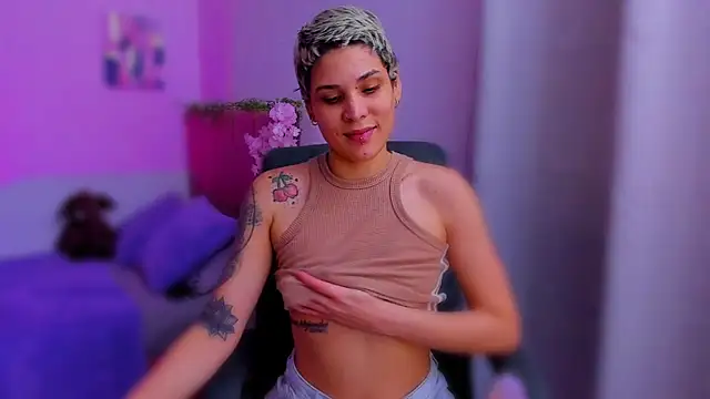 Charlee_pink live sex cam