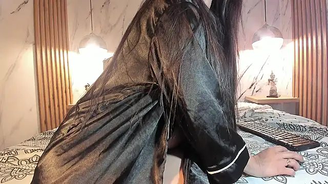 Staarhot live sex cam