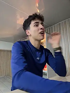 AdrianRinaldi live sex cam