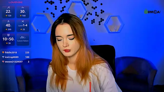 liana_kisses live sex cam