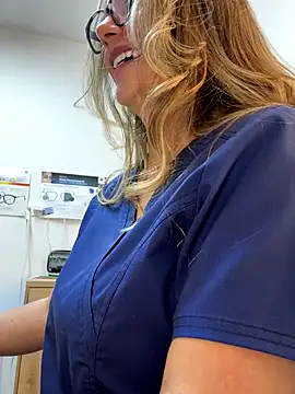 alicee16 live sex cam