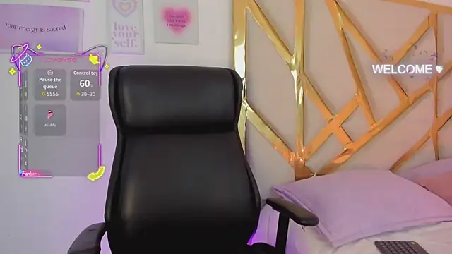 ChloeHarper_ live sex cam