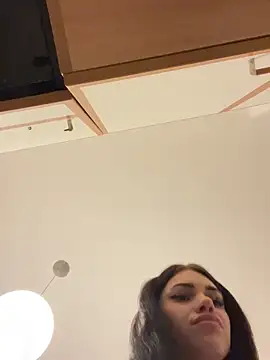 ilariea_girl live sex cam