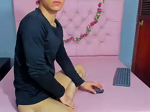 ElanGiraldo live sex cam