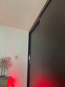 kylie_sexy2000 live sex cam