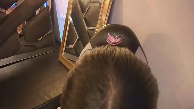 Crystall_sweett live sex cam