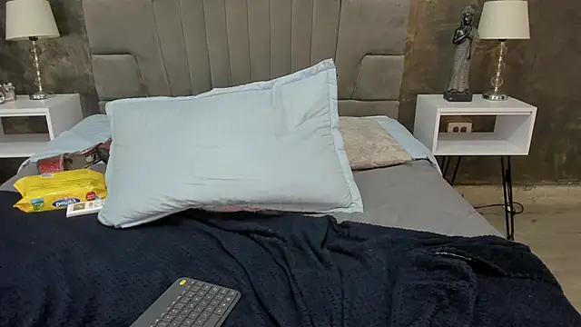 isa_lancaster live sex cam