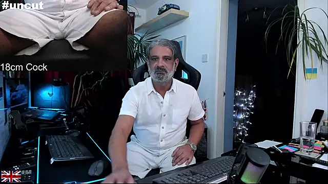 OnlineBossUK live sex cam