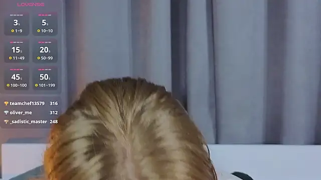 JulietteRain live sex cam