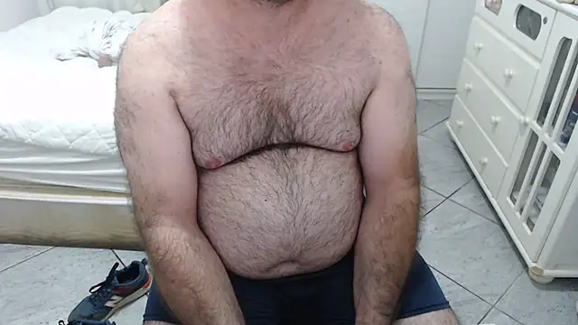 MysterBearMG live sex cam