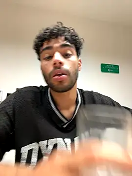 RaphaelDufort live sex cam