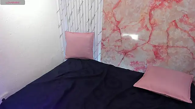 Zoey_and_nick live sex cam