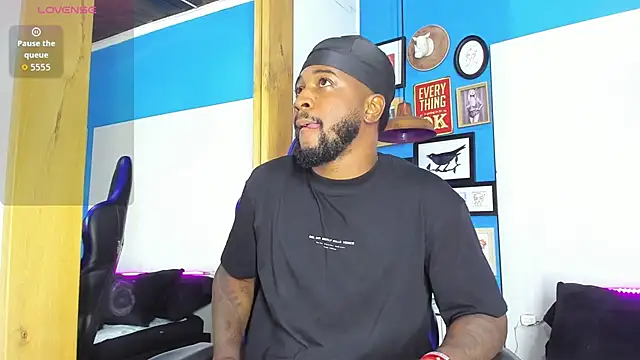 Drake_Nassir4 live sex cam