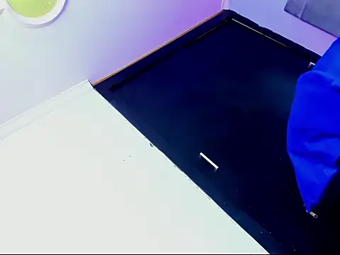 Eyleen_Santos live sex cam