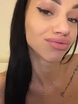 ilariea_girl live sex cam