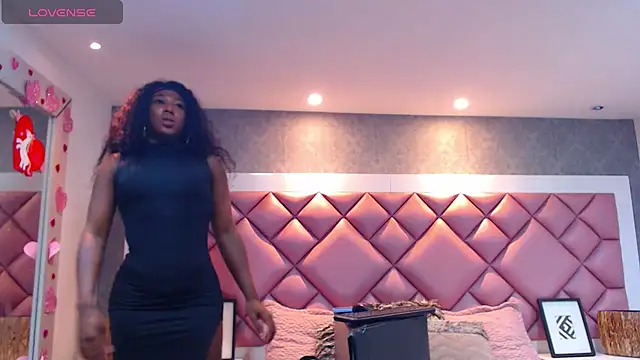 Thegreatonelady live sex cam