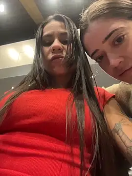 ReggieG live sex cam