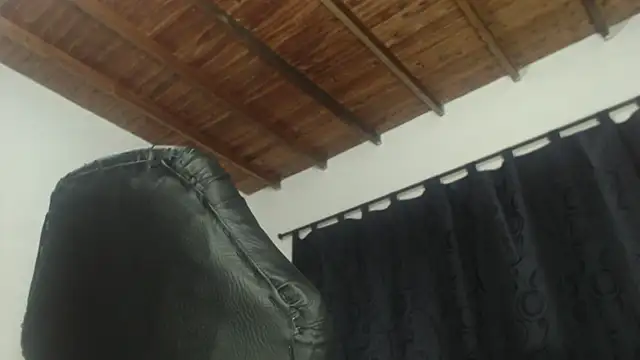 Alejagrantx live sex cam