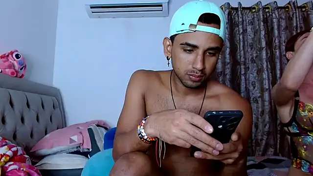 sweethoneytsx live sex cam