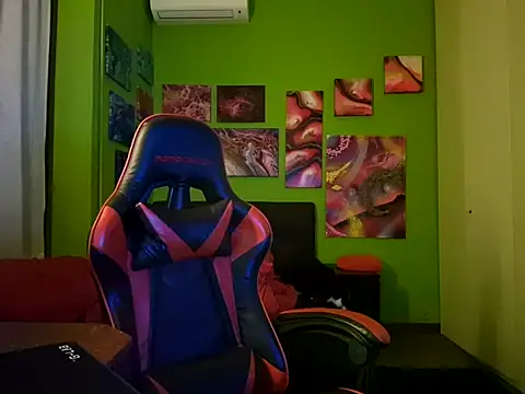 MASTERBULLY live sex cam