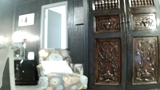 Candalicious live sex cam