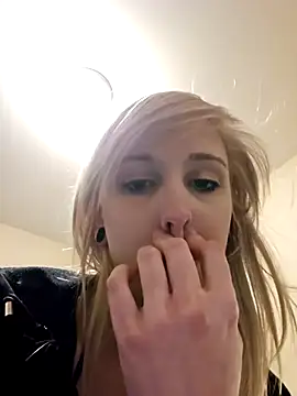 AmethystFoxx live sex cam