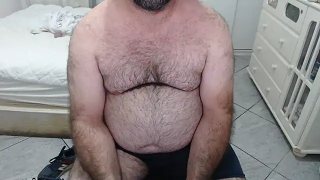 MysterBearMG live sex cam