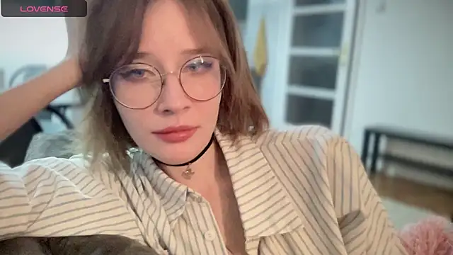 ms_christiana's Stripchat show and profile