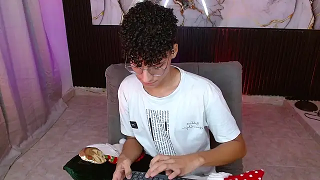 dan_sweetboy live sex cam