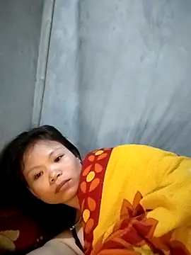 LinhNa999 live sex cam