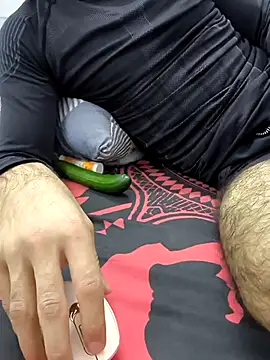 yazin19 live sex cam