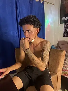 Kriss_Edwards live sex cam