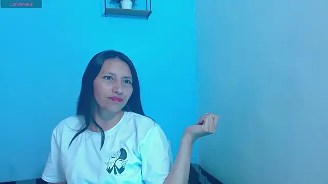 naya_10 live sex cam
