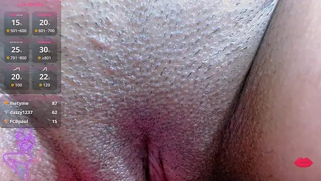 carolina_squirt21 live sex cam