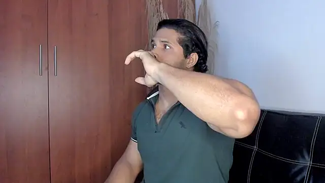 Evansdark1 live sex cam