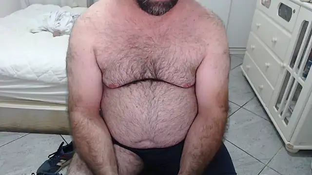 MysterBearMG live sex cam