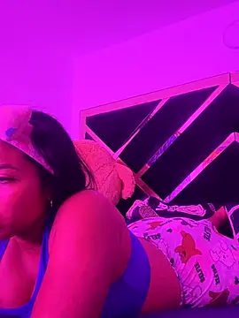 emmyjhonson07 live sex cam