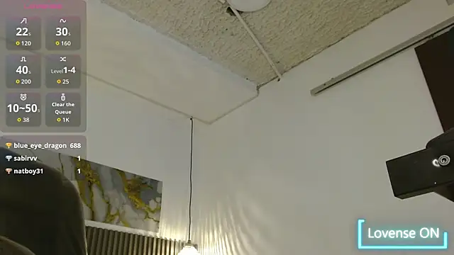 Dyla_n18 live sex cam