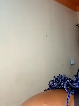 Swit_virgin22 live sex cam